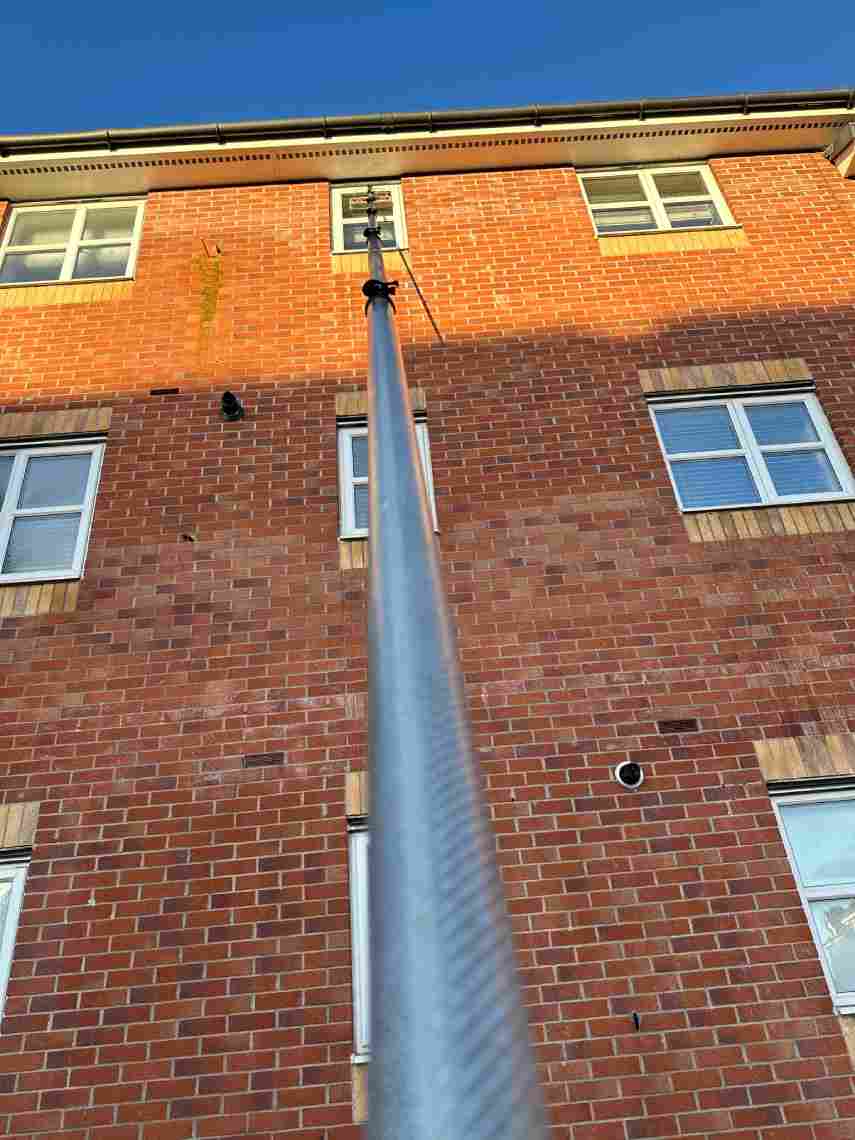 Apartment Reach and Wash Window Cleaning