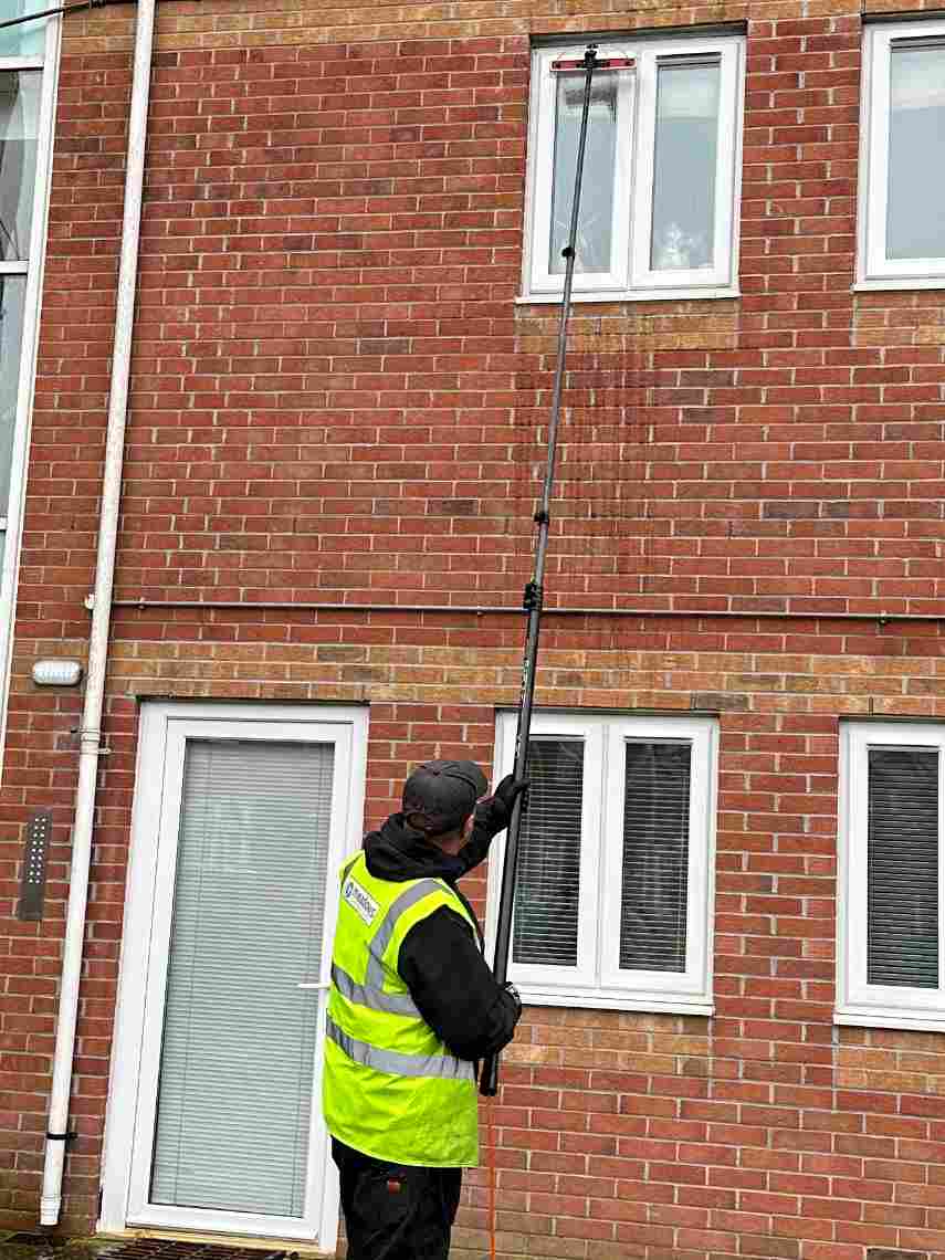 Apartment Window Cleaning