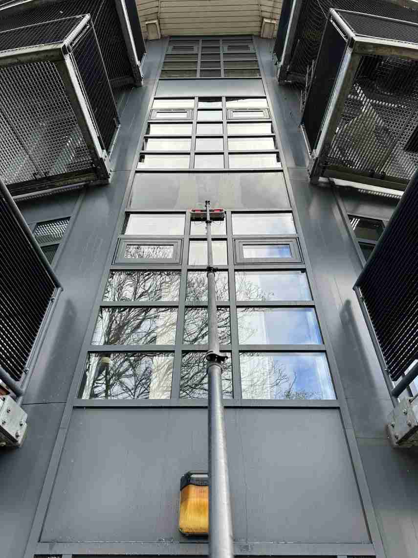 Hotel Window Cleaning