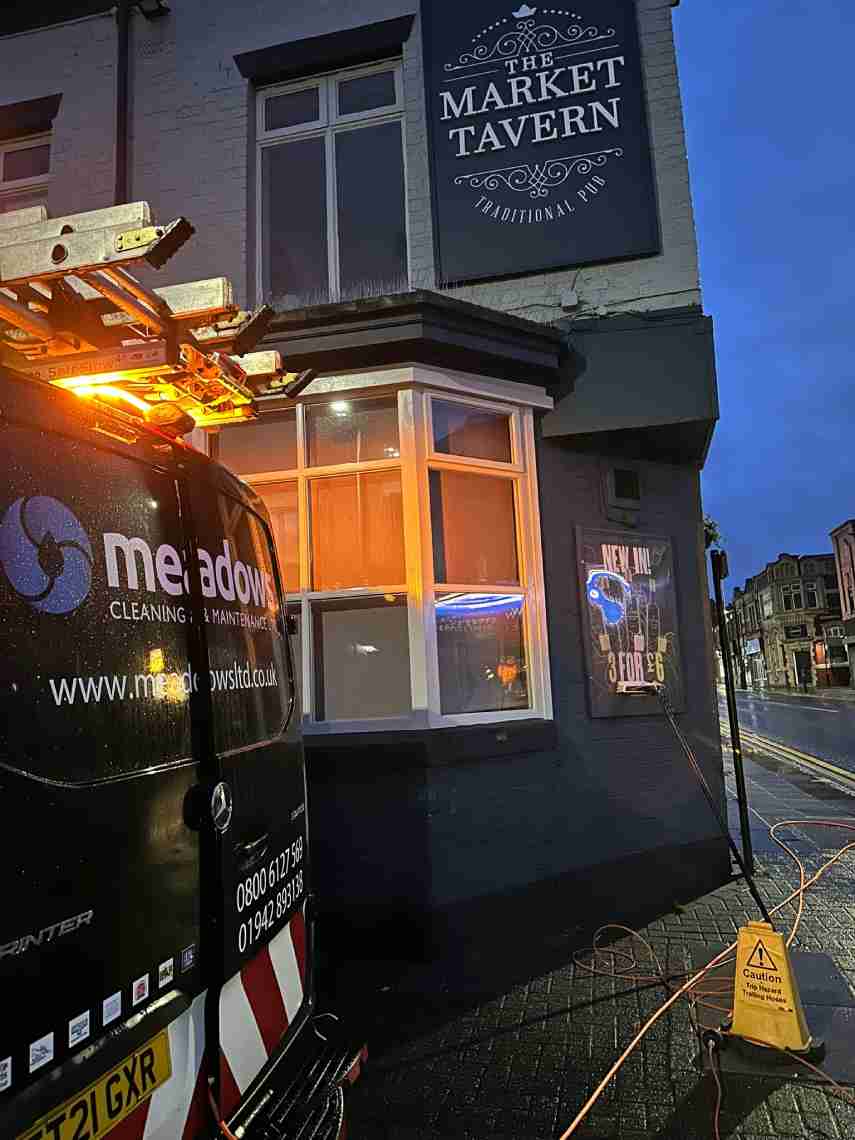Pub Window Cleaning