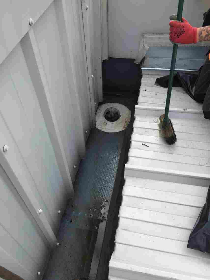 Commercial Gutter Cleaning