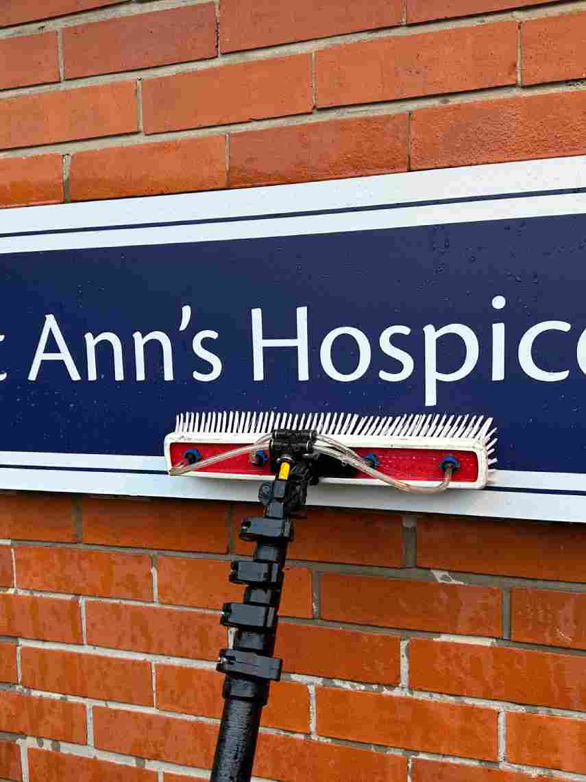 Sign Cleaning